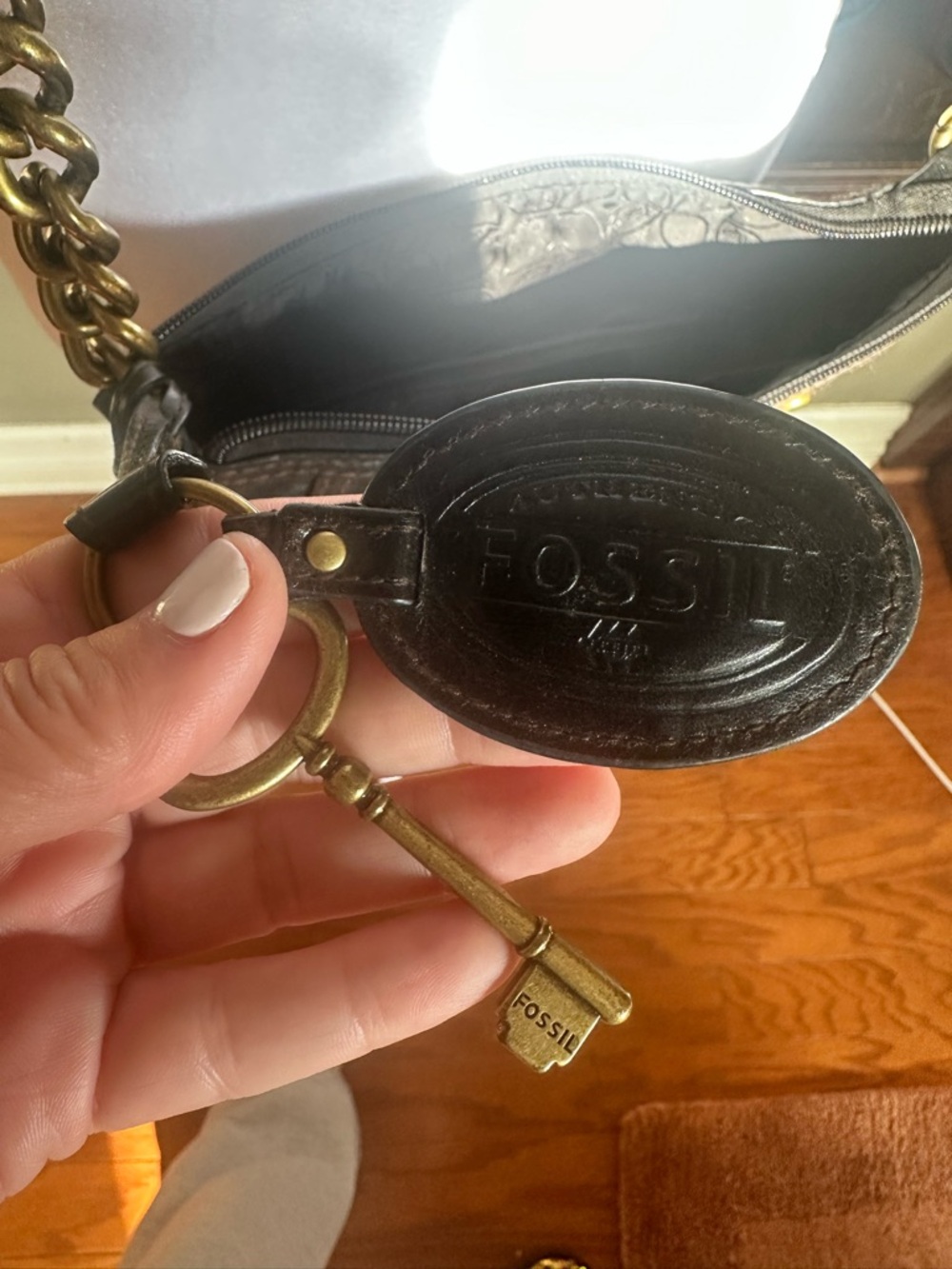 Fossil Black Leather Crossbody Bag Chain Strap Boho Luxe Slouchy Purse Key Charm - Picture 7 of 10